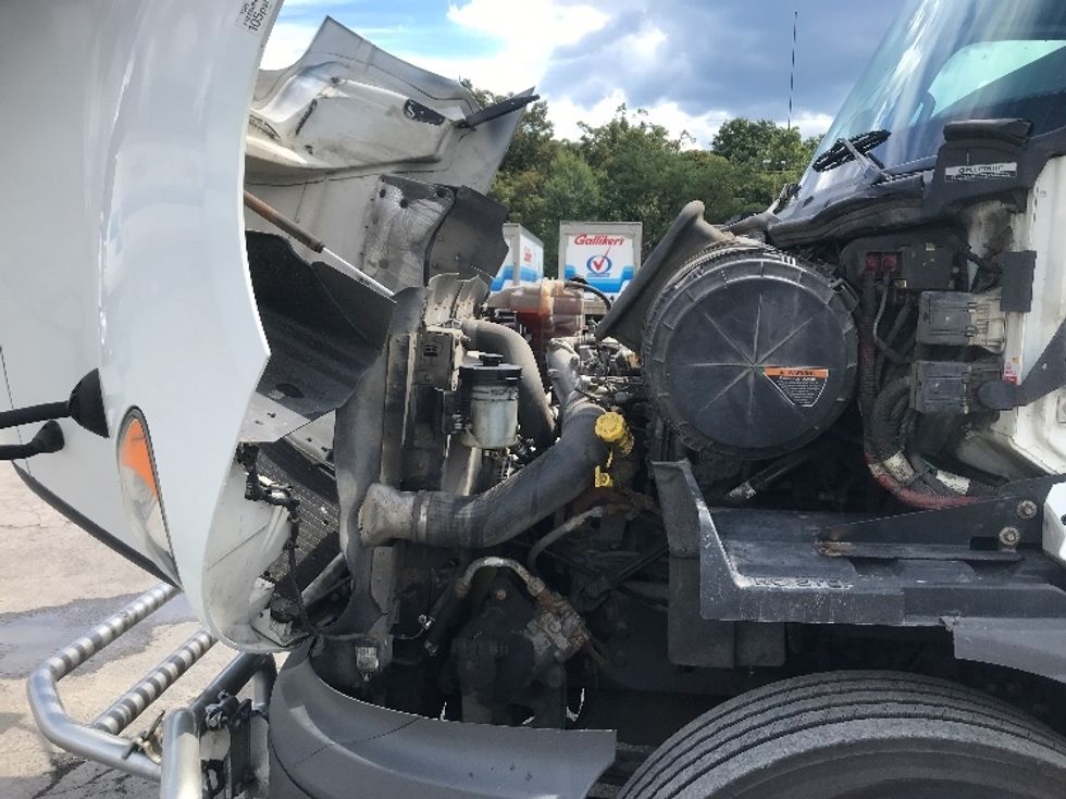 Day Cab Tractor-Heavy Duty Tractors-International-2019-RH613-Harrisburg-PA-283,025\n\t\tmiles-$ 24,500 - Image 16