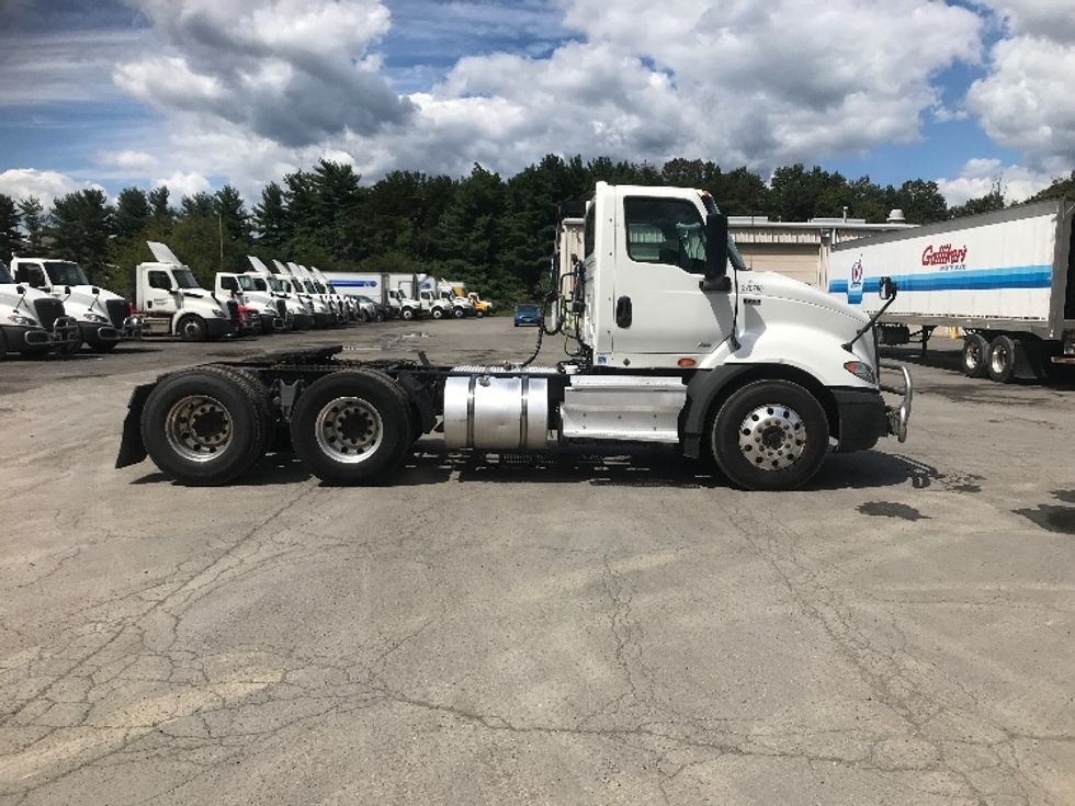 Day Cab Tractor-Heavy Duty Tractors-International-2019-RH613-Harrisburg-PA-283,025\n\t\tmiles-$ 24,500 - Image 8