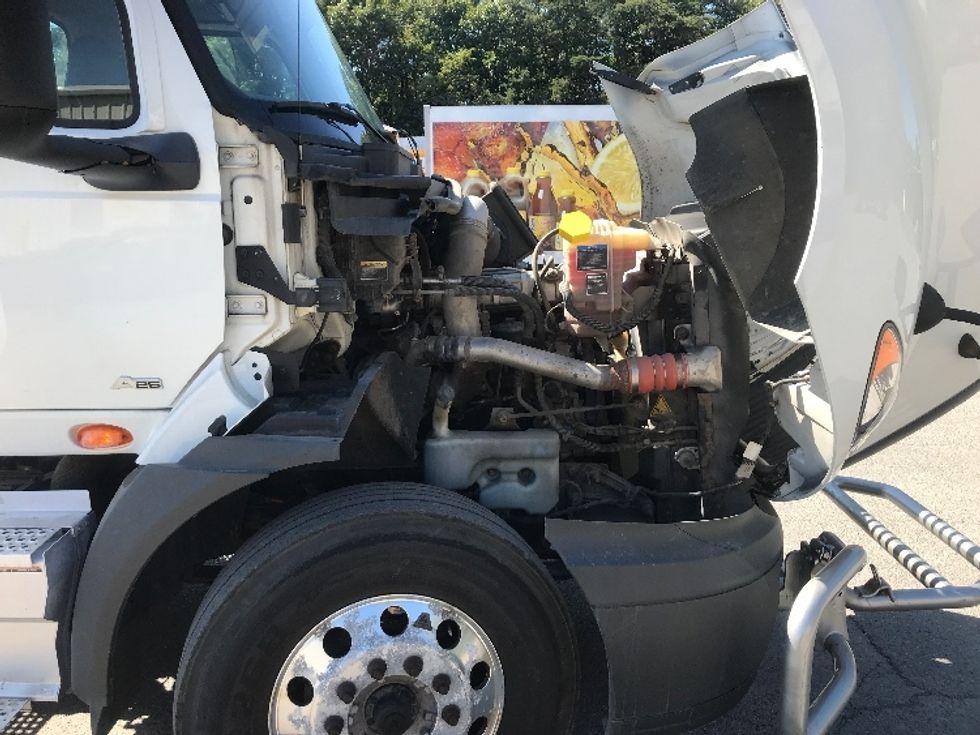 Day Cab Tractor-Heavy Duty Tractors-International-2019-RH613-Harrisburg-PA-292,336\n\t\tmiles-$ 24,500 - Image 15