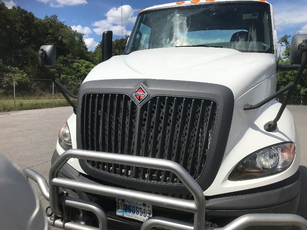 Day Cab Tractor-Heavy Duty Tractors-International-2019-RH613-Harrisburg-PA-295,901\n\t\tmiles-$ 24,500 - Image 2