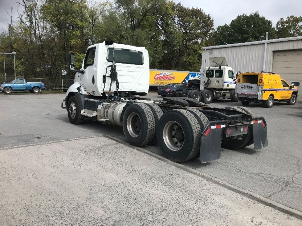 Day Cab Tractor-Heavy Duty Tractors-International-2019-RH613-Harrisburg-PA-296,413\n\t\tmiles-$ 24,500 - Image 5