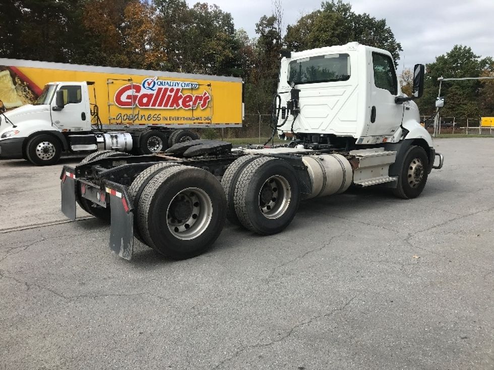 Day Cab Tractor-Heavy Duty Tractors-International-2019-RH613-Harrisburg-PA-296,413\n\t\tmiles-$ 24,500 - Image 7