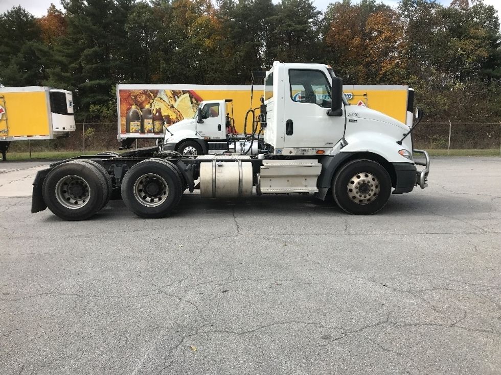 Day Cab Tractor-Heavy Duty Tractors-International-2019-RH613-Harrisburg-PA-296,413\n\t\tmiles-$ 24,500 - Image 8