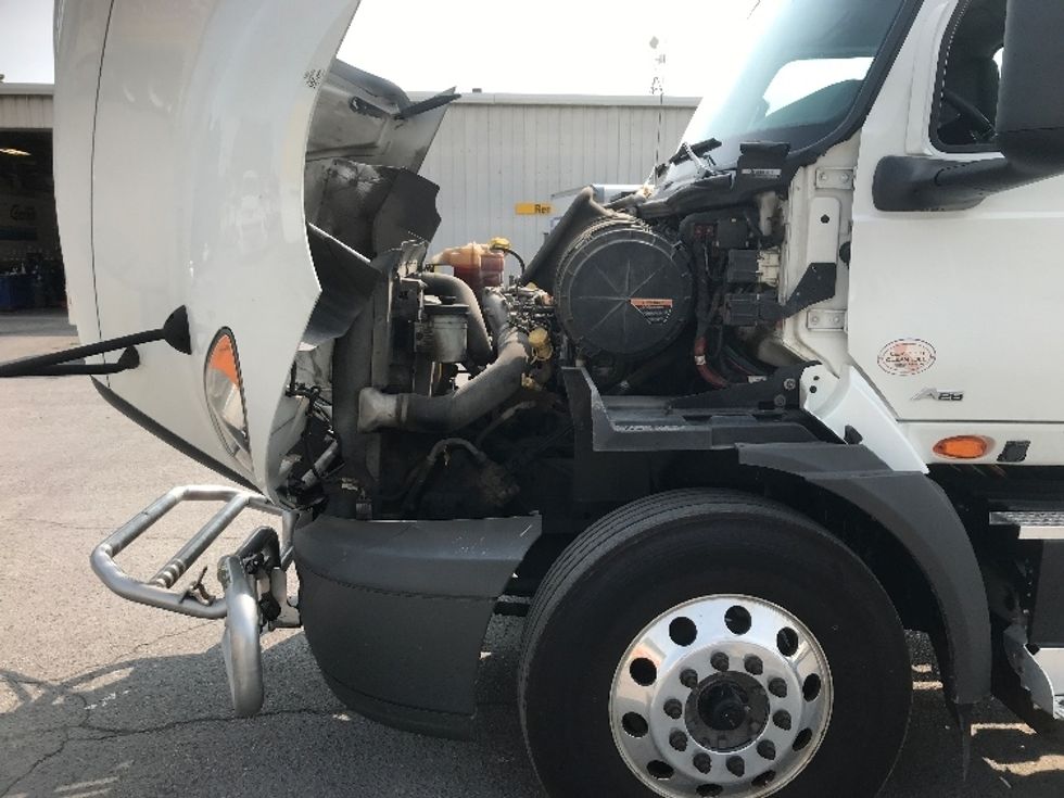 Day Cab Tractor-Heavy Duty Tractors-International-2019-RH613-Harrisburg-PA-299,195\n\t\tmiles-$ 24,500 - Image 16