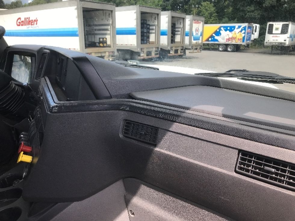 Day Cab Tractor-Heavy Duty Tractors-International-2019-RH613-Harrisburg-PA-303,788\n\t\tmiles-$ 24,500 - Image 13