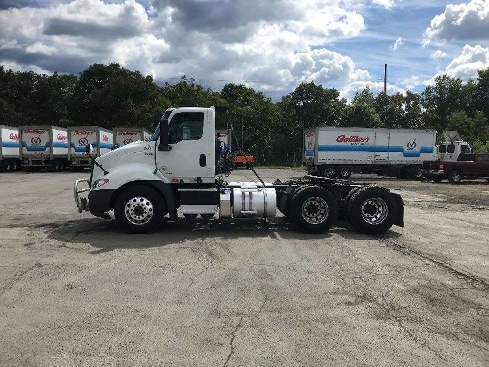 Day Cab Tractor-Heavy Duty Tractors-International-2019-RH613-Harrisburg-PA-303,788\n\t\tmiles-$ 24,500 - Image 4