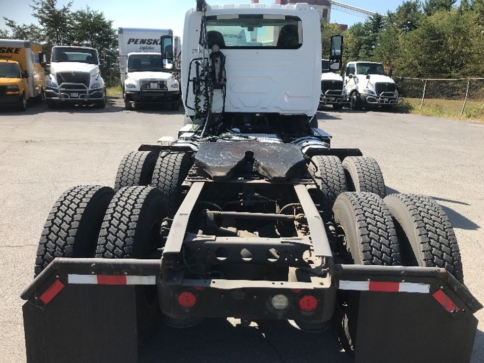Day Cab Tractor-Heavy Duty Tractors-International-2019-RH613-Harrisburg-PA-304,985\n\t\tmiles-$ 24,500 - Image 6