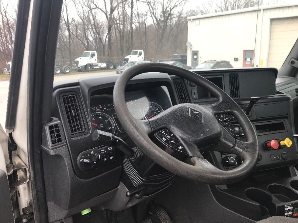 Day Cab Tractor-Heavy Duty Tractors-International-2019-RH613-Harrisburg-PA-306,607\n\t\tmiles-$ 24,500 - Image 10