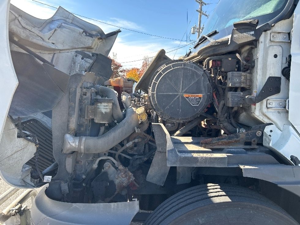 Day Cab Tractor-Heavy Duty Tractors-International-2019-RH613-Harrisburg-PA-306,711\n\t\tmiles-$ 24,500 - Image 16