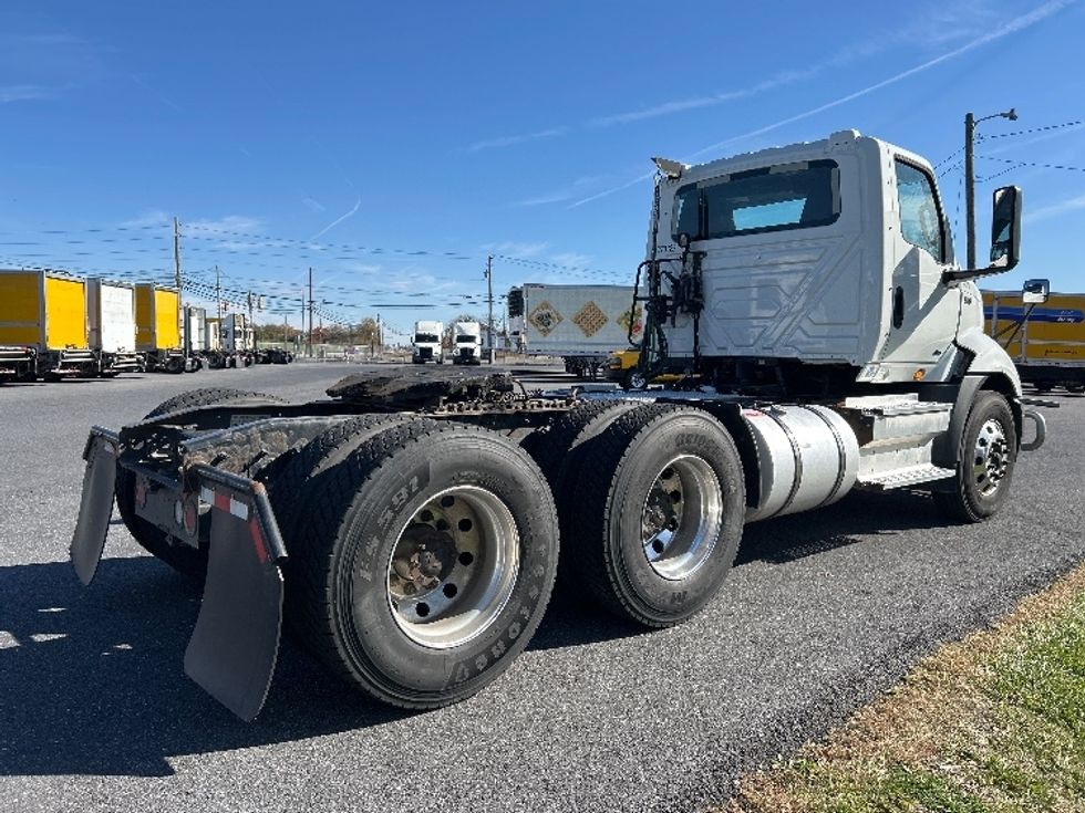 Day Cab Tractor-Heavy Duty Tractors-International-2019-RH613-Harrisburg-PA-306,711\n\t\tmiles-$ 24,500 - Image 7