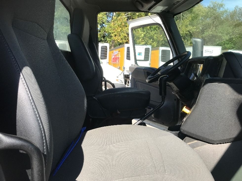 Day Cab Tractor-Heavy Duty Tractors-International-2019-RH613-Harrisburg-PA-307,306\n\t\tmiles-$ 24,500 - Image 14