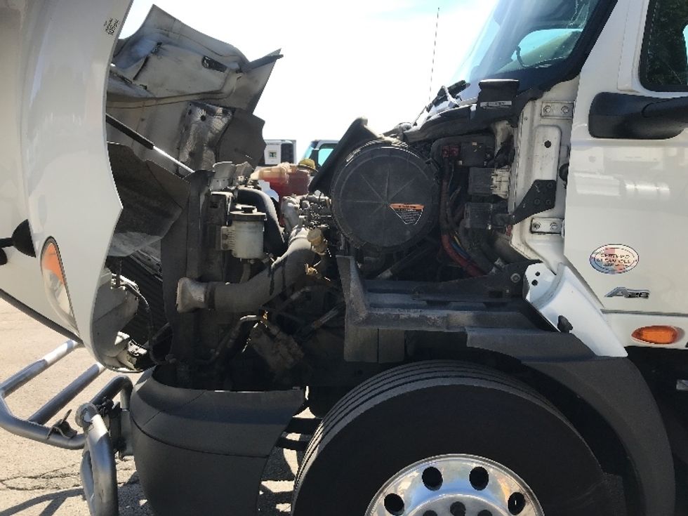 Day Cab Tractor-Heavy Duty Tractors-International-2019-RH613-Harrisburg-PA-307,306\n\t\tmiles-$ 24,500 - Image 16