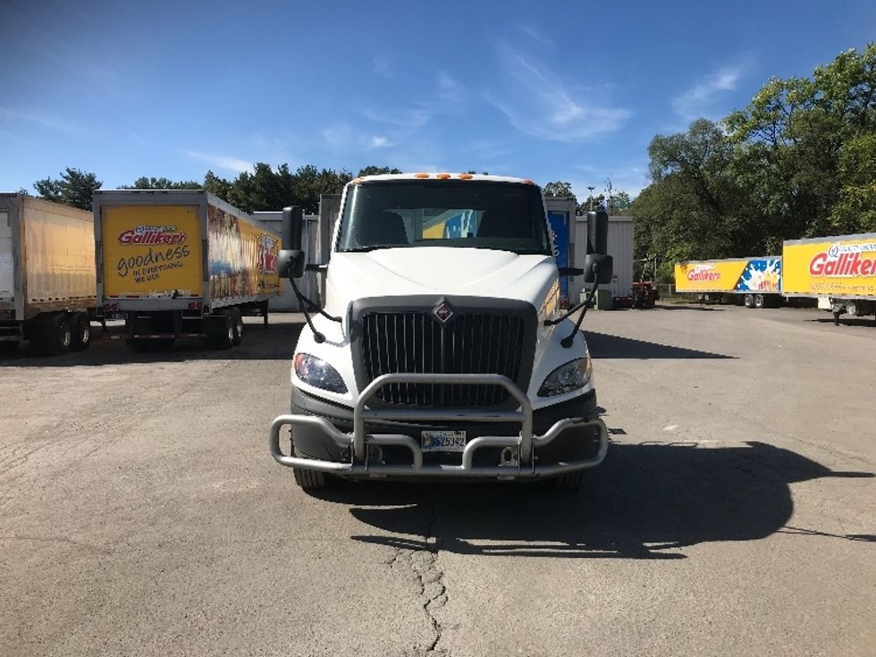 Day Cab Tractor-Heavy Duty Tractors-International-2019-RH613-Harrisburg-PA-307,306\n\t\tmiles-$ 24,500 - Image 2