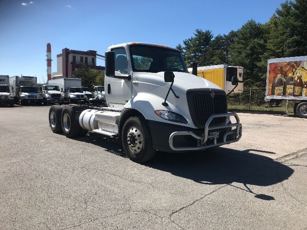 Day Cab Tractor-Heavy Duty Tractors-International-2019-RH613-Harrisburg-PA-308,547\n\t\tmiles-$ 24,500 - Image 1