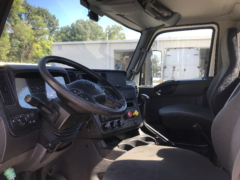 Day Cab Tractor-Heavy Duty Tractors-International-2019-RH613-Harrisburg-PA-308,547\n\t\tmiles-$ 24,500 - Image 10