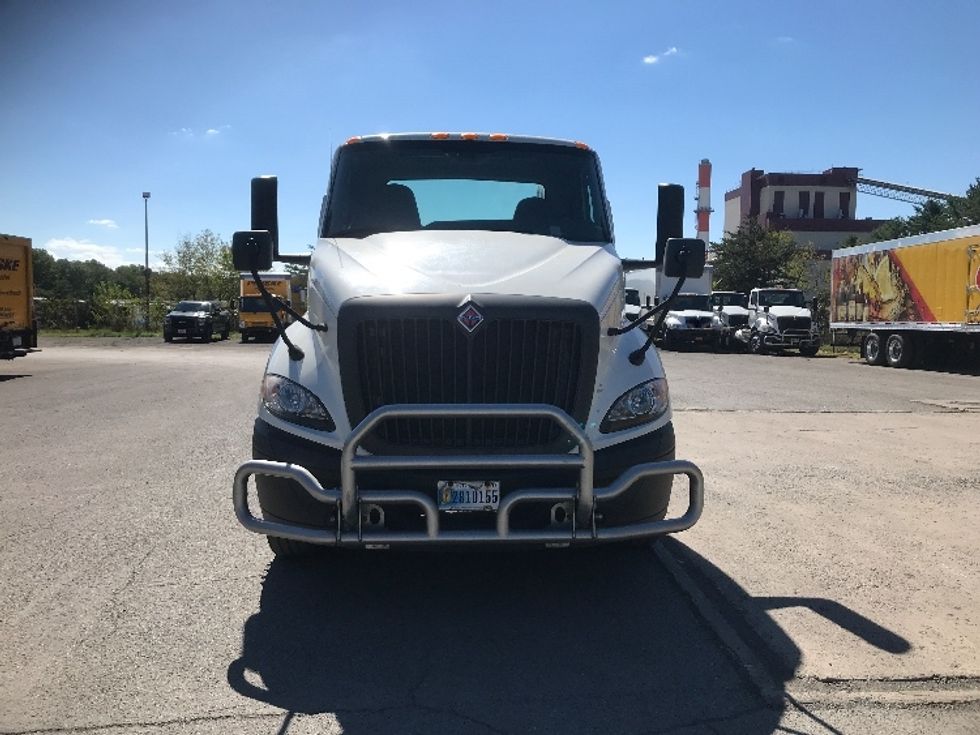 Day Cab Tractor-Heavy Duty Tractors-International-2019-RH613-Harrisburg-PA-308,547\n\t\tmiles-$ 24,500 - Image 2
