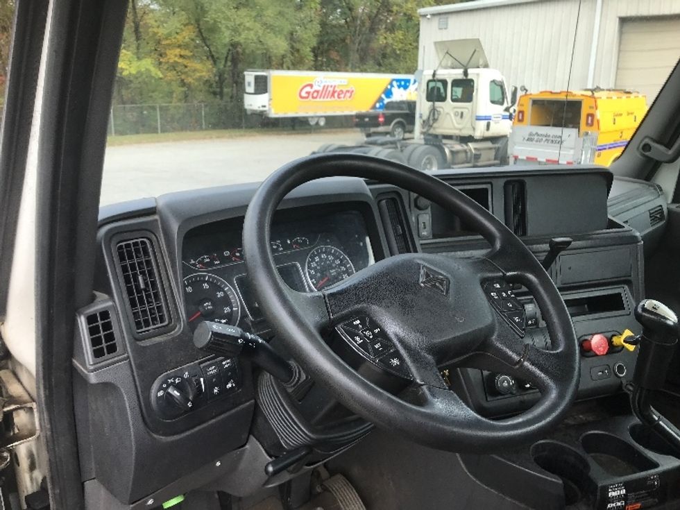 Day Cab Tractor-Heavy Duty Tractors-International-2019-RH613-Harrisburg-PA-308,857\n\t\tmiles-$ 24,500 - Image 11