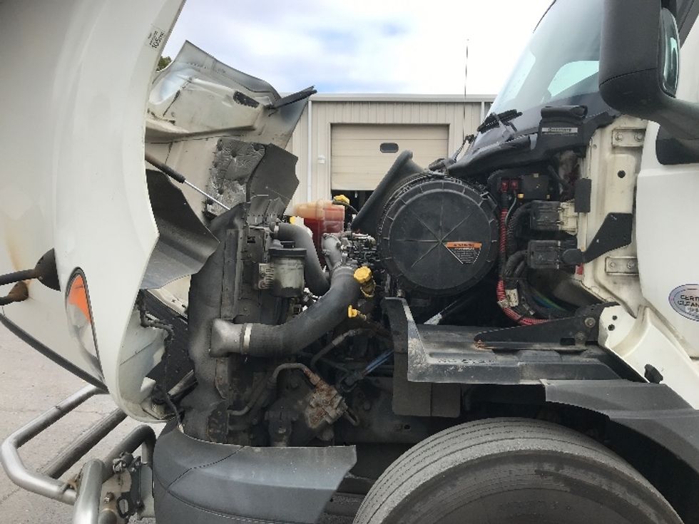Day Cab Tractor-Heavy Duty Tractors-International-2019-RH613-Harrisburg-PA-308,857\n\t\tmiles-$ 24,500 - Image 16