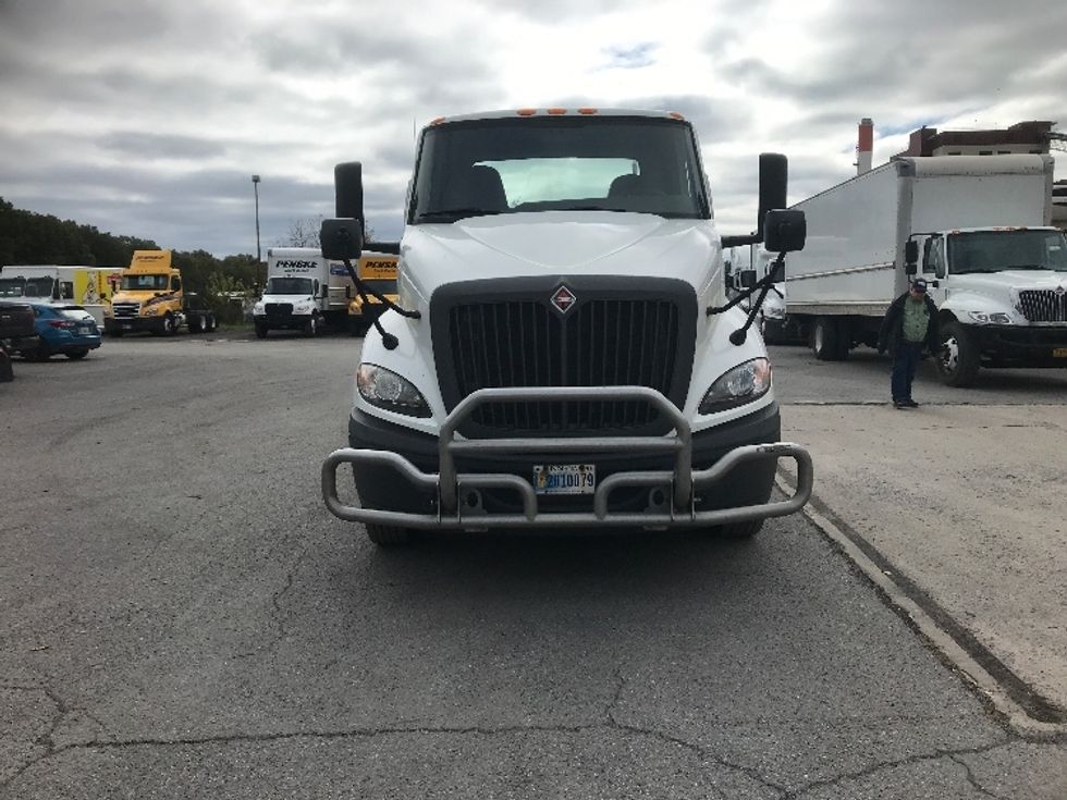 Day Cab Tractor-Heavy Duty Tractors-International-2019-RH613-Harrisburg-PA-308,857\n\t\tmiles-$ 24,500 - Image 2
