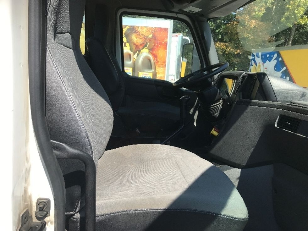 Day Cab Tractor-Heavy Duty Tractors-International-2019-RH613-Harrisburg-PA-318,975\n\t\tmiles-$ 24,500 - Image 13