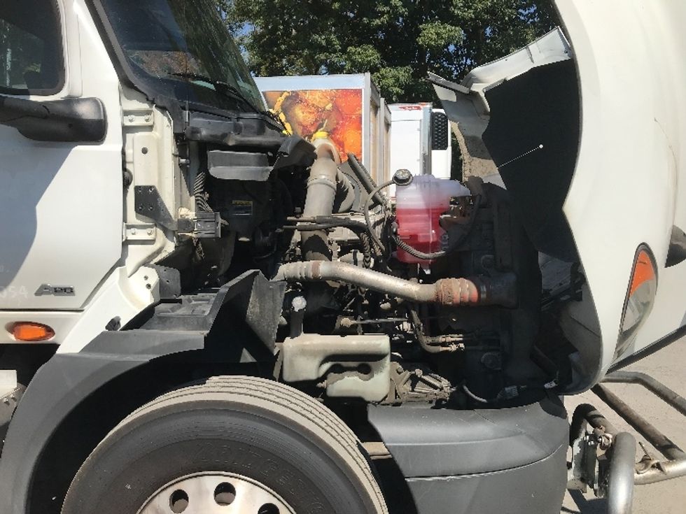 Day Cab Tractor-Heavy Duty Tractors-International-2019-RH613-Harrisburg-PA-318,975\n\t\tmiles-$ 24,500 - Image 14