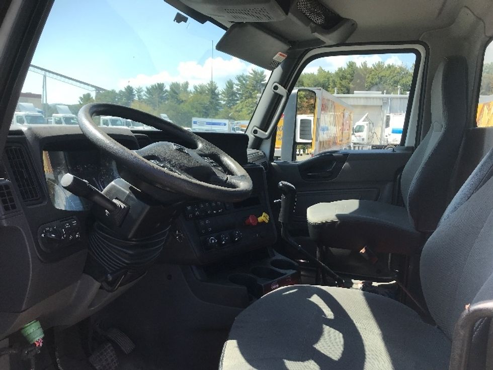 Day Cab Tractor-Heavy Duty Tractors-International-2019-RH613-Harrisburg-PA-319,808\n\t\tmiles-$ 24,500 - Image 10