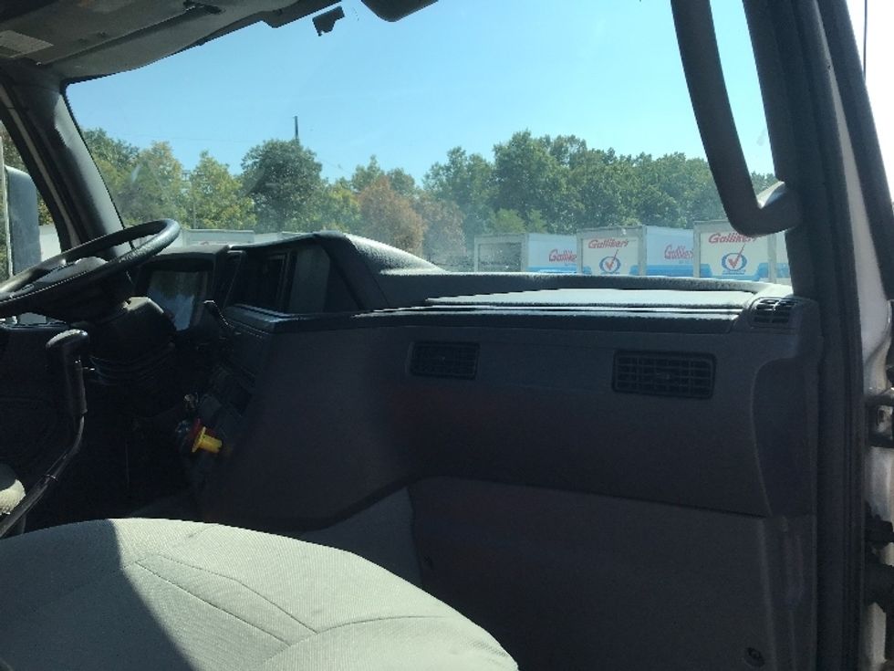 Day Cab Tractor-Heavy Duty Tractors-International-2019-RH613-Harrisburg-PA-319,808\n\t\tmiles-$ 24,500 - Image 12