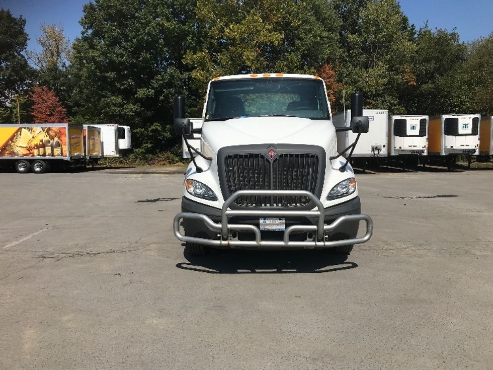 Day Cab Tractor-Heavy Duty Tractors-International-2019-RH613-Harrisburg-PA-319,808\n\t\tmiles-$ 24,500 - Image 2
