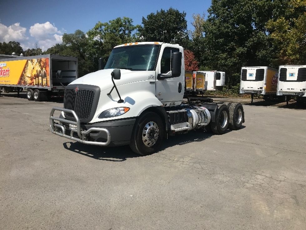 Day Cab Tractor-Heavy Duty Tractors-International-2019-RH613-Harrisburg-PA-319,808\n\t\tmiles-$ 24,500 - Image 3