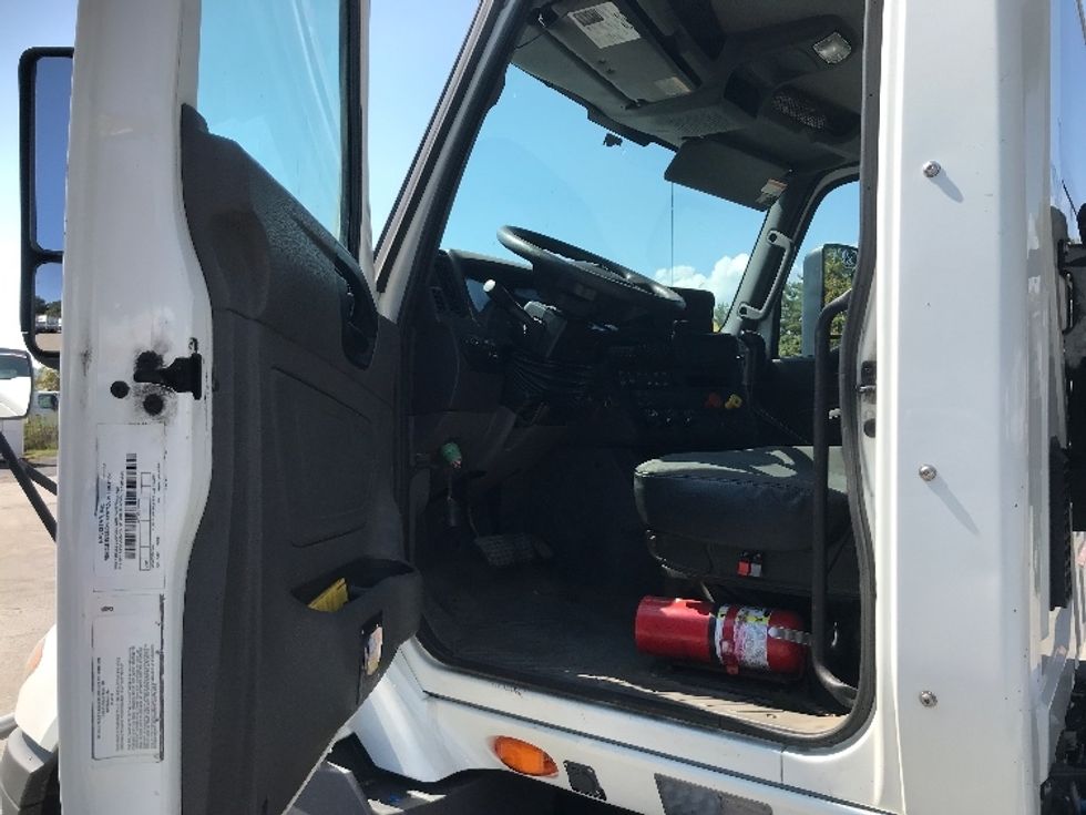 Day Cab Tractor-Heavy Duty Tractors-International-2019-RH613-Harrisburg-PA-319,808\n\t\tmiles-$ 24,500 - Image 9