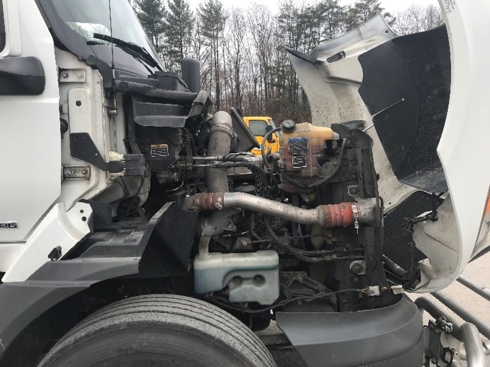 Day Cab Tractor-Heavy Duty Tractors-International-2019-RH613-Harrisburg-PA-350,471\n\t\tmiles-$ 23,000 - Image 14