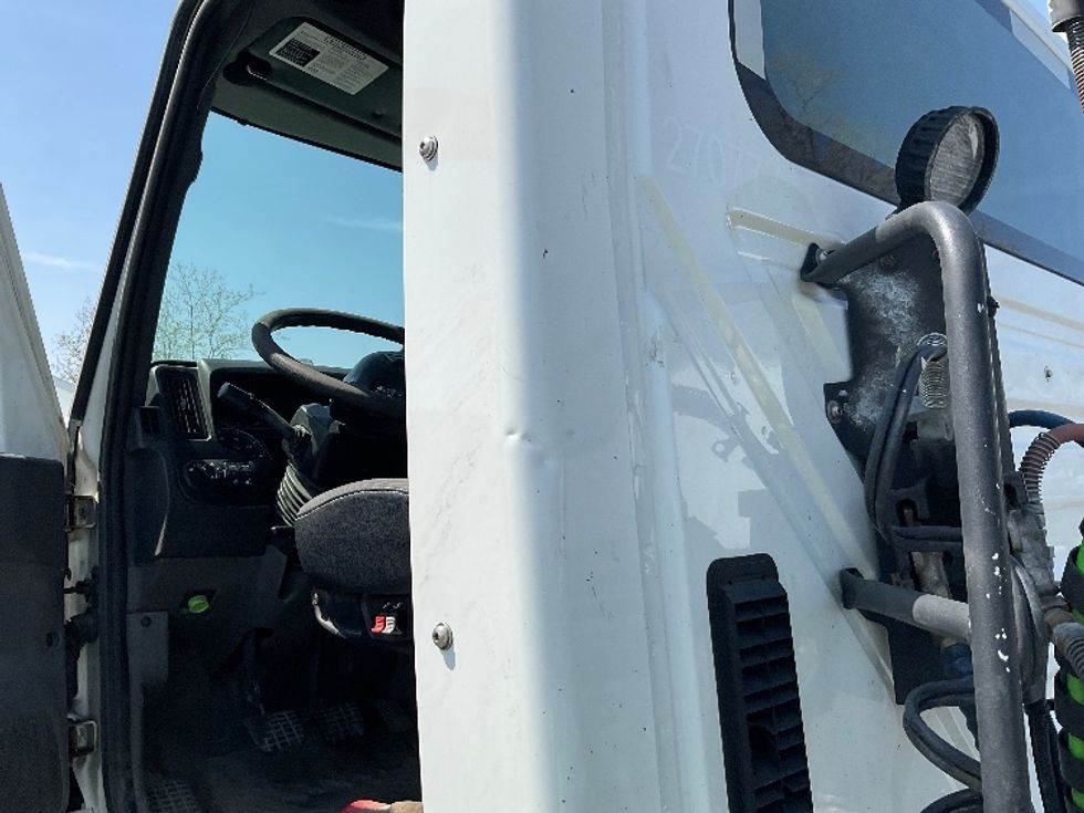 Day Cab Tractor-Heavy Duty Tractors-International-2019-RH613-Harrisburg-PA-431,773\n\t\tmiles-$ 22,750 - Image 19