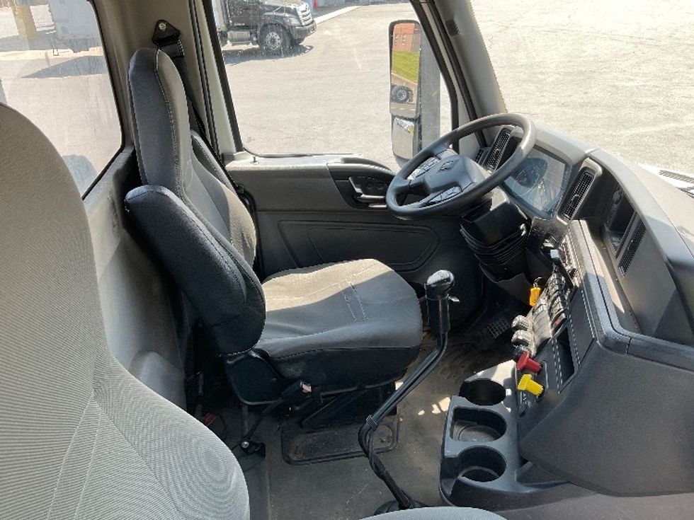 Day Cab Tractor-Heavy Duty Tractors-International-2019-RH613-Harrisburg-PA-442,434\n\t\tmiles-$ 22,750 - Image 14