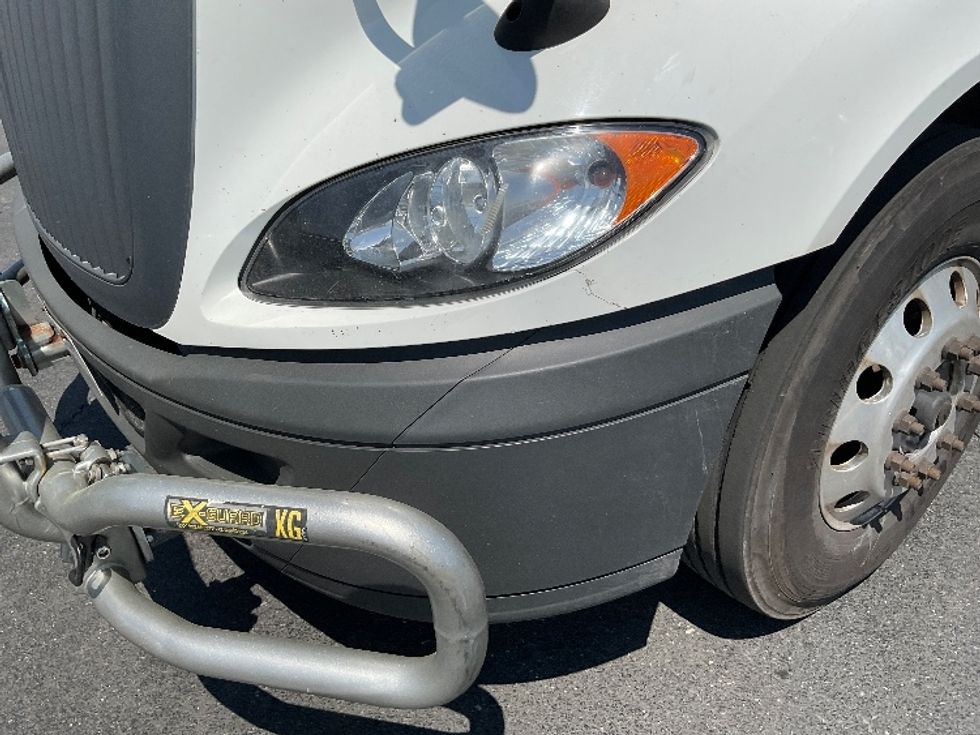 Day Cab Tractor-Heavy Duty Tractors-International-2019-RH613-Harrisburg-PA-442,434\n\t\tmiles-$ 22,750 - Image 19