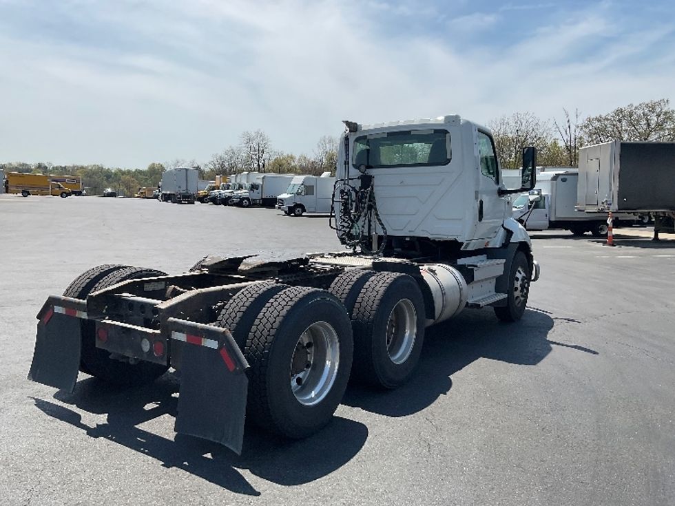 Day Cab Tractor-Heavy Duty Tractors-International-2019-RH613-Harrisburg-PA-442,434\n\t\tmiles-$ 22,750 - Image 7