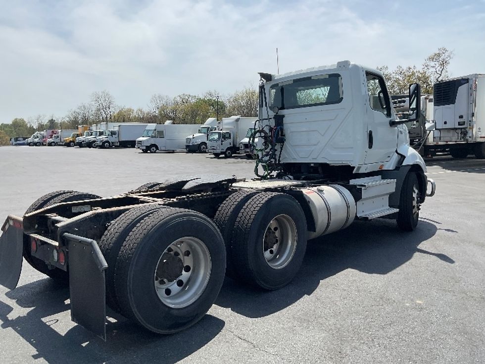 Day Cab Tractor-Heavy Duty Tractors-International-2019-RH613-Harrisburg-PA-446,513\n\t\tmiles-$ 22,750 - Image 7