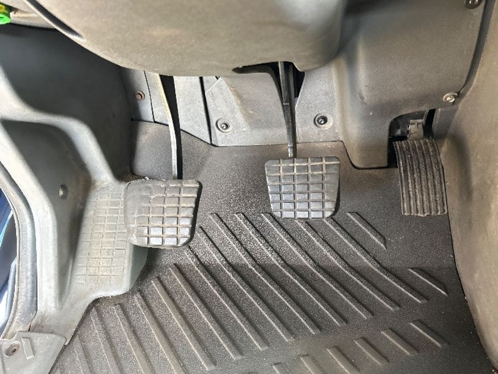 Day Cab Tractor-Heavy Duty Tractors-International-2019-RH613-Holland-MI-444,024\n\t\tmiles-$ 22,750 - Image 18