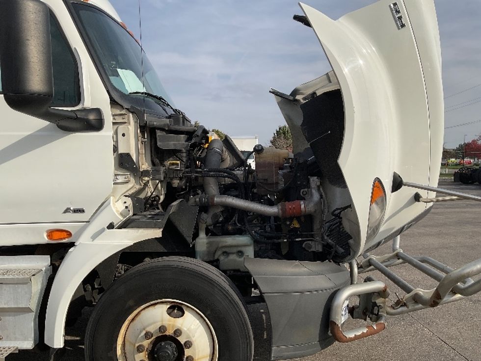 Day Cab Tractor-Heavy Duty Tractors-International-2019-RH613-Kentwood-MI-521,354\n\t\tmiles-$ 20,000 - Image 12