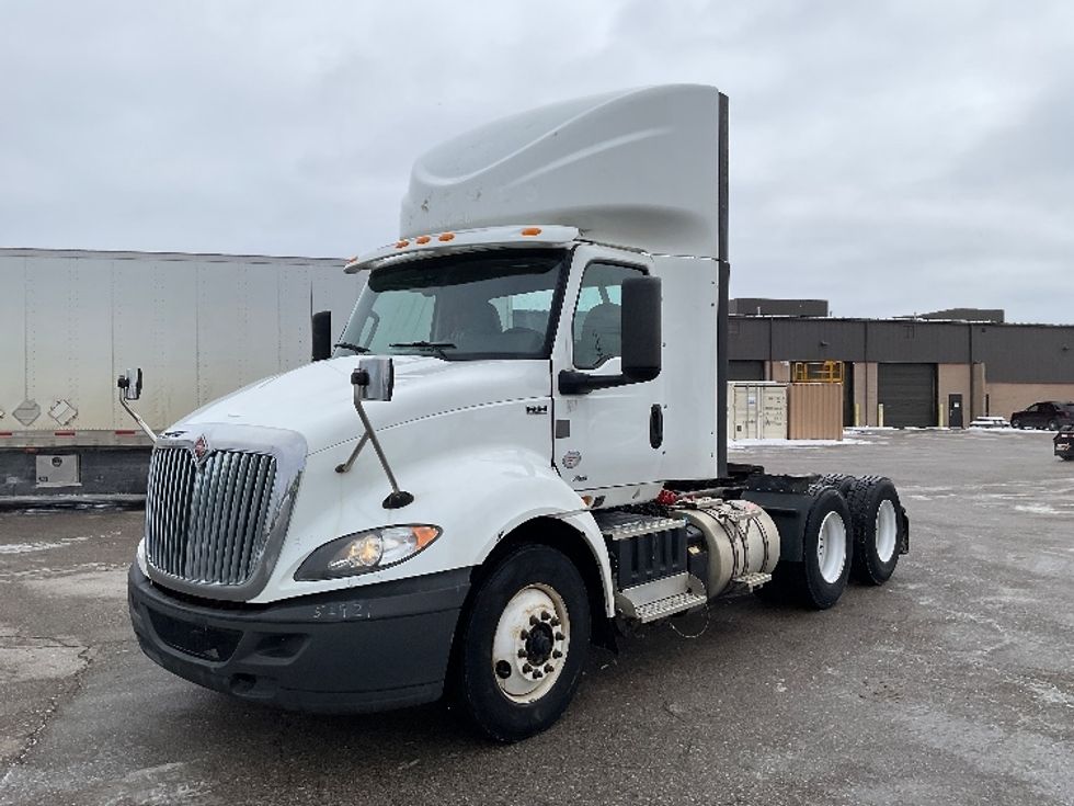 Day Cab Tractor-Heavy Duty Tractors-International-2019-RH613-Kentwood-MI-578,177\n\t\tmiles-$ 19,000 - Image 3