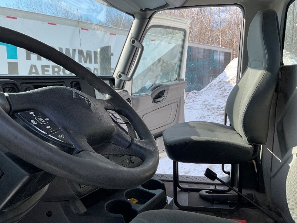 Day Cab Tractor-Heavy Duty Tractors-International-2019-RH613-La Porte-IN-211,149\n\t\tmiles-$ 14,000 - Image 10