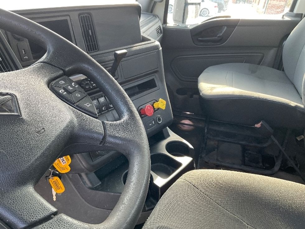 Day Cab Tractor-Heavy Duty Tractors-International-2019-RH613-La Porte-IN-360,081\n\t\tmiles-$ 14,000 - Image 10