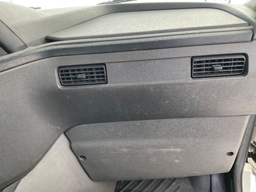 Day Cab Tractor-Heavy Duty Tractors-International-2019-RH613-La Porte-IN-395,592\n\t\tmiles-$ 14,000 - Image 13