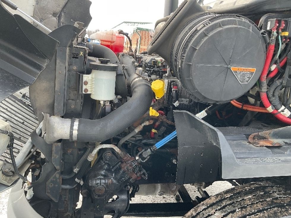 Day Cab Tractor-Heavy Duty Tractors-International-2019-RH613-La Porte-IN-395,592\n\t\tmiles-$ 14,000 - Image 16