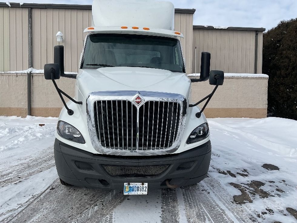 Day Cab Tractor-Heavy Duty Tractors-International-2019-RH613-La Porte-IN-395,592\n\t\tmiles-$ 14,000 - Image 2