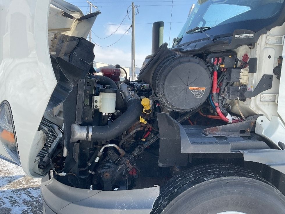 Day Cab Tractor-Heavy Duty Tractors-International-2019-RH613-La Porte-IN-398,341\n\t\tmiles-$ 14,000 - Image 16