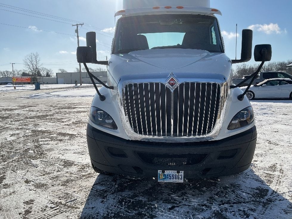 Day Cab Tractor-Heavy Duty Tractors-International-2019-RH613-La Porte-IN-398,341\n\t\tmiles-$ 14,000 - Image 2