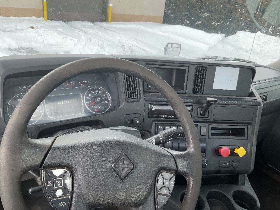 Day Cab Tractor-Heavy Duty Tractors-International-2019-RH613-La Porte-IN-445,727\n\t\tmiles-$ 14,000 - Image 11