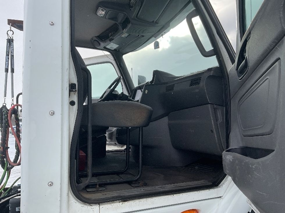 Day Cab Tractor-Heavy Duty Tractors-International-2019-RH613-La Porte-IN-445,727\n\t\tmiles-$ 14,000 - Image 13