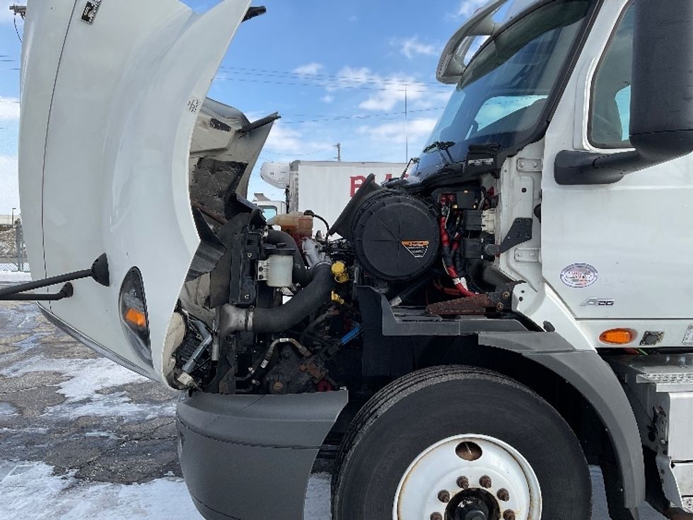 Day Cab Tractor-Heavy Duty Tractors-International-2019-RH613-La Porte-IN-487,206\n\t\tmiles-$ 14,000 - Image 16