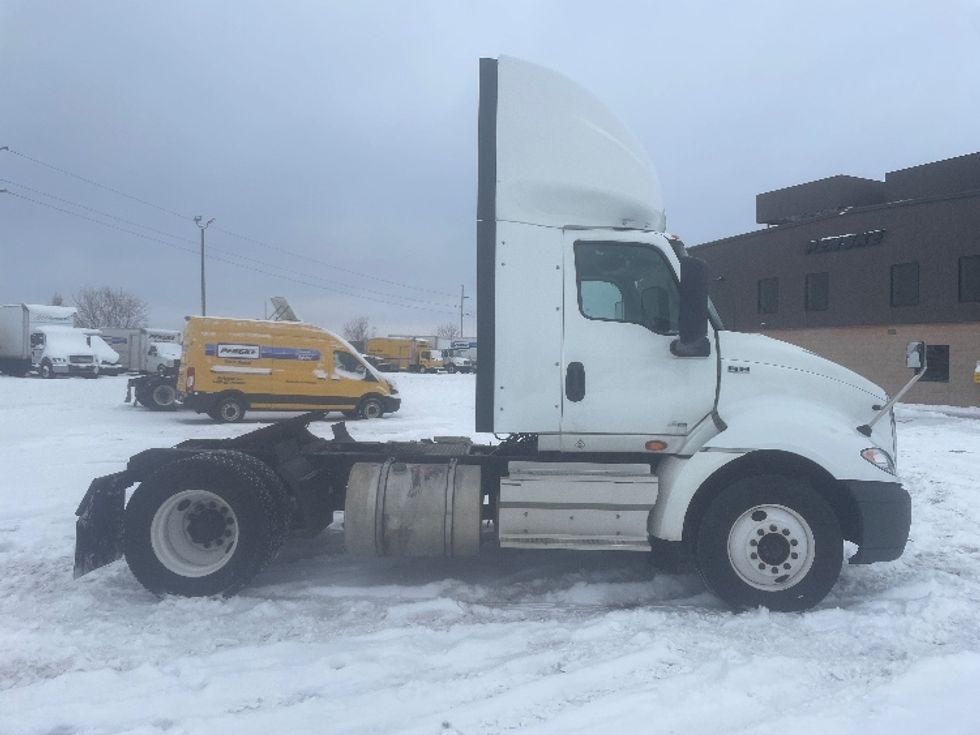 Day Cab Tractor-Heavy Duty Tractors-International-2019-RH613-Lansing-MI-245,277\n\t\tmiles-$ 14,000 - Image 8